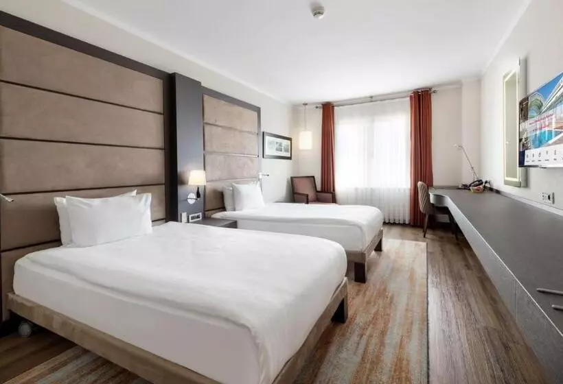 スタンダードルーム, Ramada Plaza By Wyndham Istanbul City Center