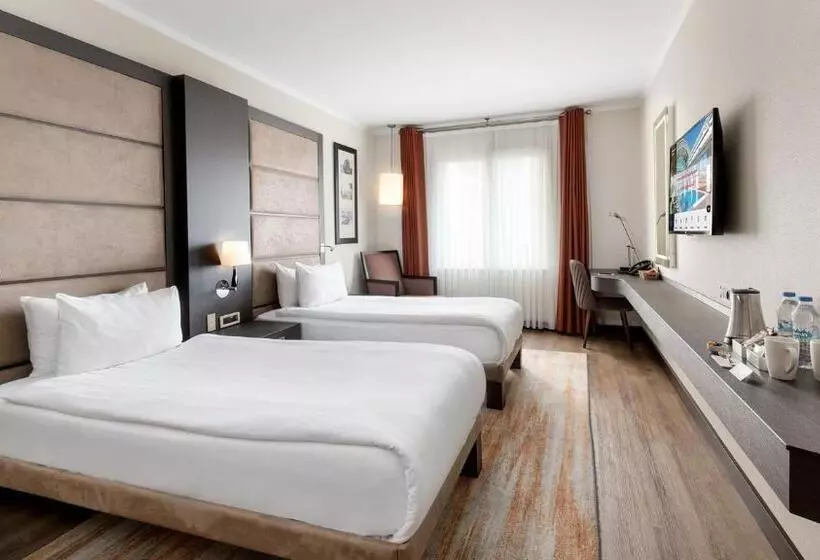 スタンダードルーム, Ramada Plaza By Wyndham Istanbul City Center