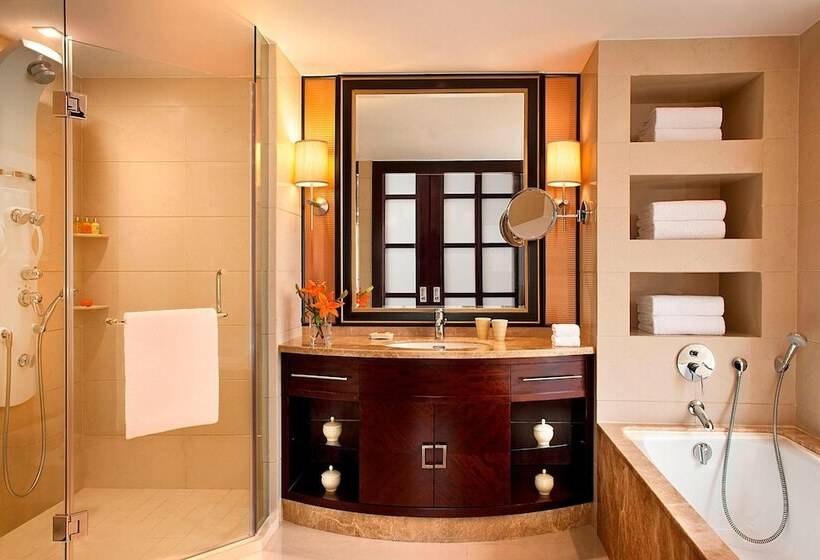 디럭스 룸, Sheraton Ningbo Hotel Tianyi Square