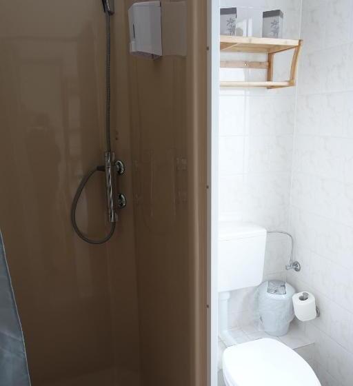 スタンダードルーム, Stern