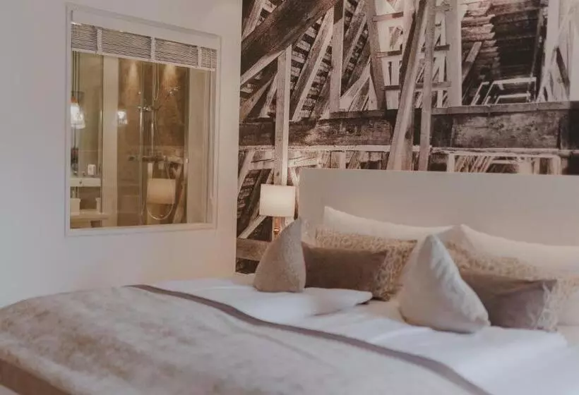 Superior Room, Villa Mittermeier, Hotellerie & Restaurant