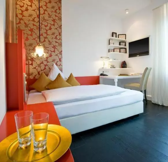 Standard Room, Villa Mittermeier, Hotellerie & Restaurant