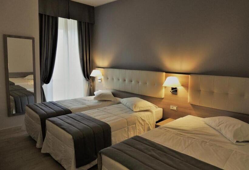 اتاق خانوادگی, Accursio