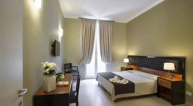 Classic-huone, Ambasciatori