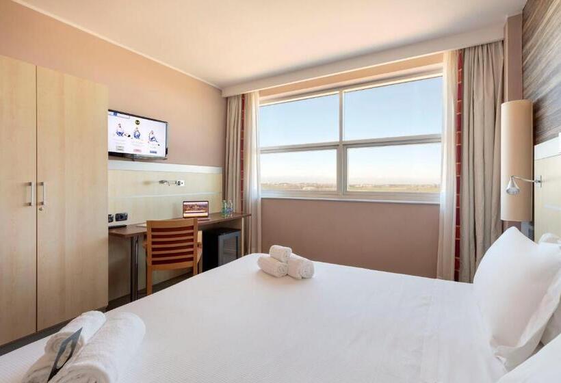 スーペリアールーム, B&b Hotel Cherasco Langhe