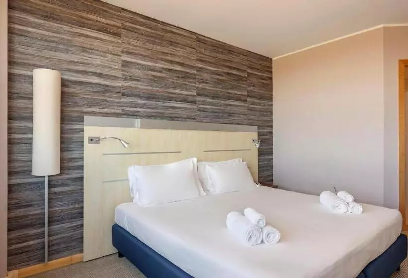 スーペリアールーム, B&b Hotel Cherasco Langhe