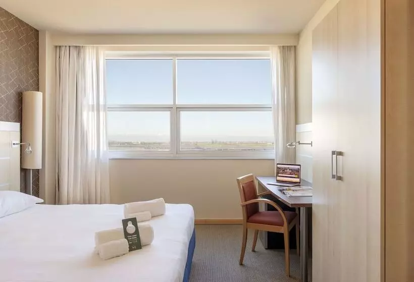 スタンダードルーム, B&b Hotel Cherasco Langhe