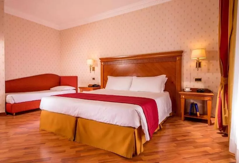 キングサイズベッドのスタンダードルーム, Best Western Hotel Viterbo