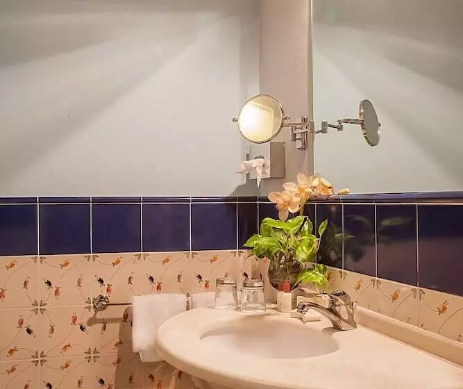 Standard Yhden Hengen Huone, Borgo Sant Ippolito Country