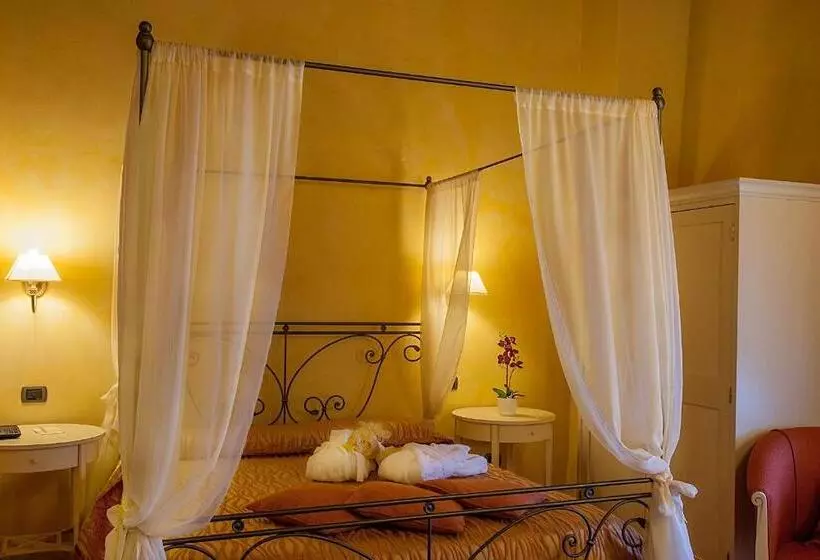 Perhehuone, Borgo Sant Ippolito Country