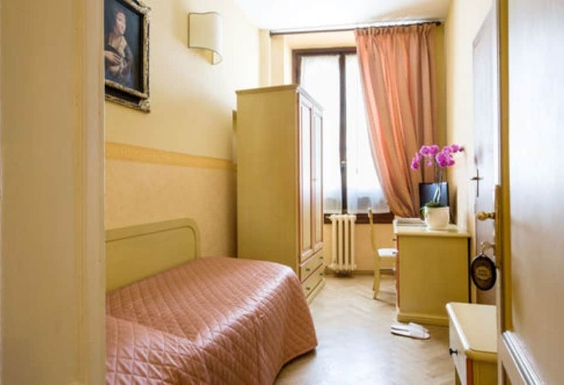 اتاق استاندارد یک نفره, Fiorita