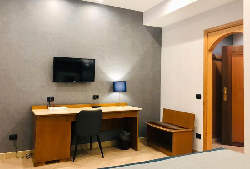 اتاق اکونومی یک تخته, Fiorita