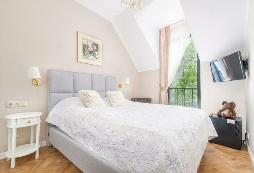 اتاق استاندارد, Forums Boutique