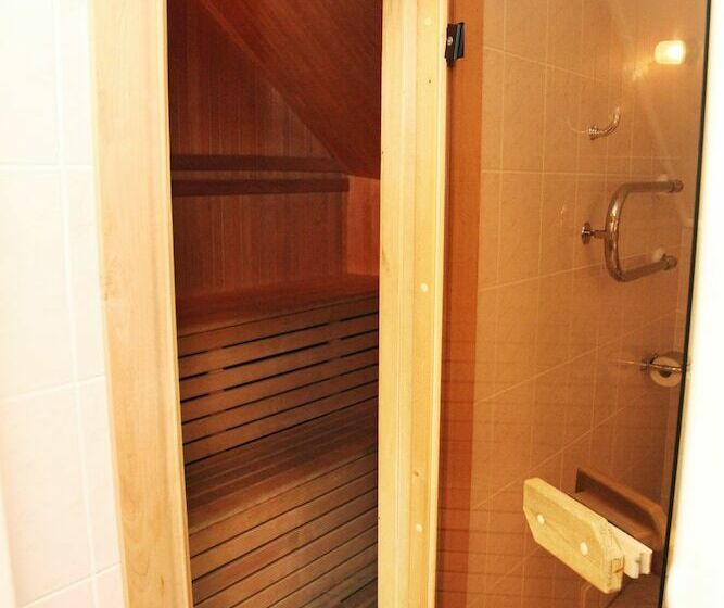 اتاق سوپریور, Forums Boutique