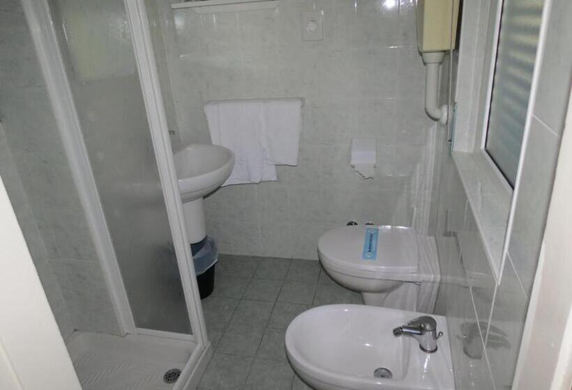 اتاق استاندارد چهار تخته با چشم‌انداز دریا, Gemini