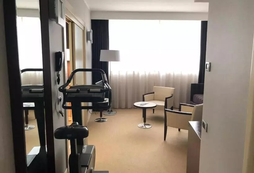 سوییت, Italiana Hotels Cosenza