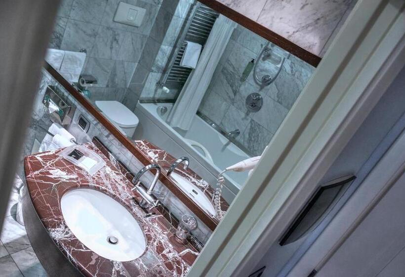 اتاق کلاس بیزنس, Italiana Hotels Cosenza