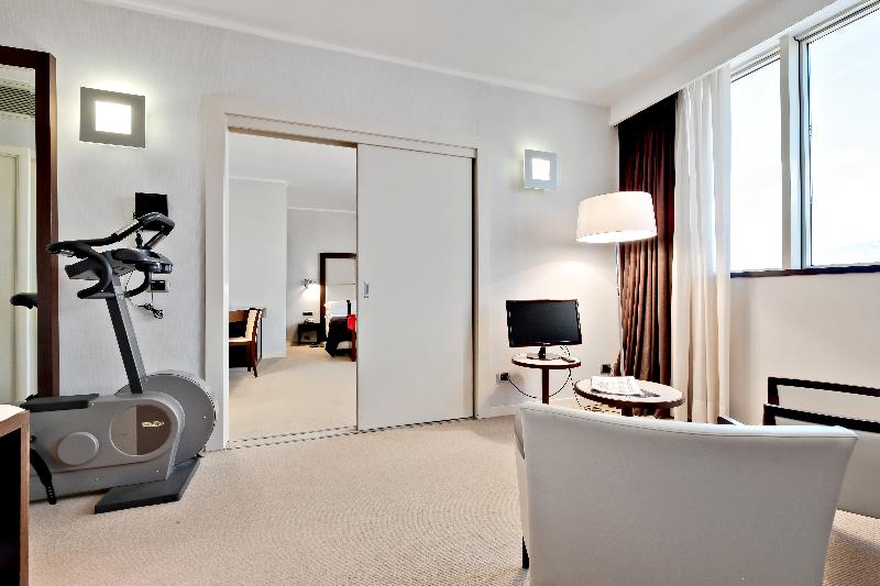 سوییت, Italiana Hotels Cosenza