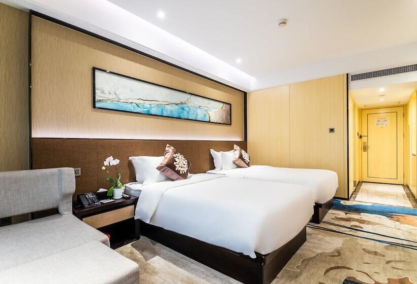 デラックスルーム, Landmark International