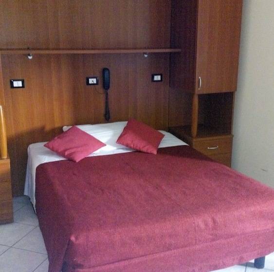 Standart Tek Kişilik Oda, Le Tre Stazioni