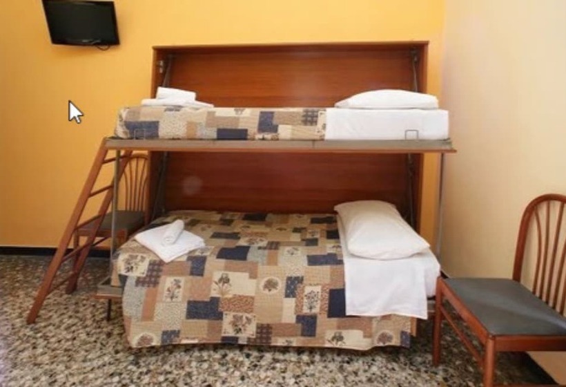 اتاق استاندارد چهار تخته, Le Tre Stazioni