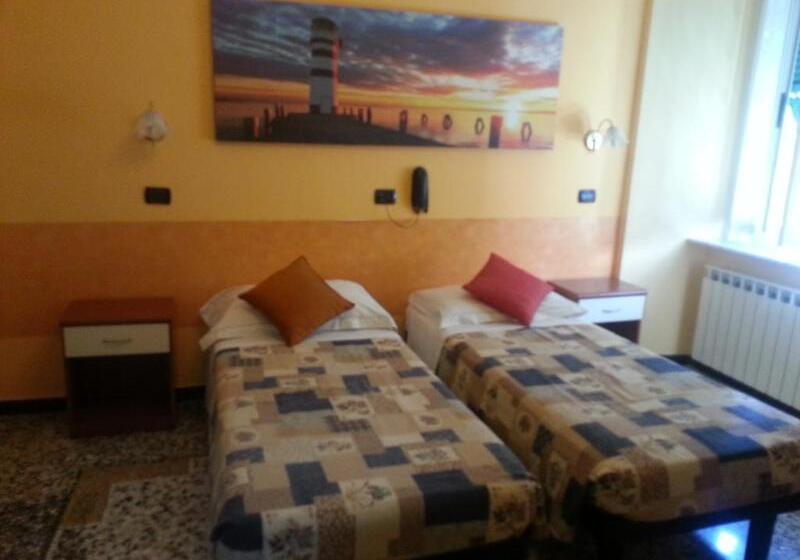 Üç Kişilik Standart Oda, Le Tre Stazioni