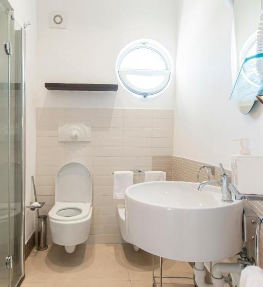 חדר קלאסי לשלושה, Marina 10 Design Hotel & Spa