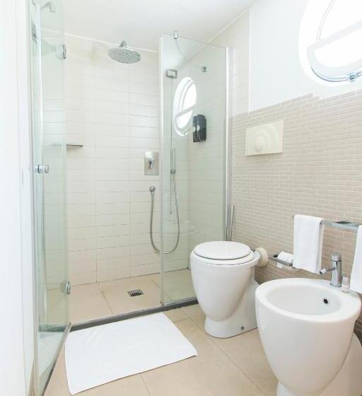 Четырехместный Номер Классик, Marina 10 Design Hotel & Spa