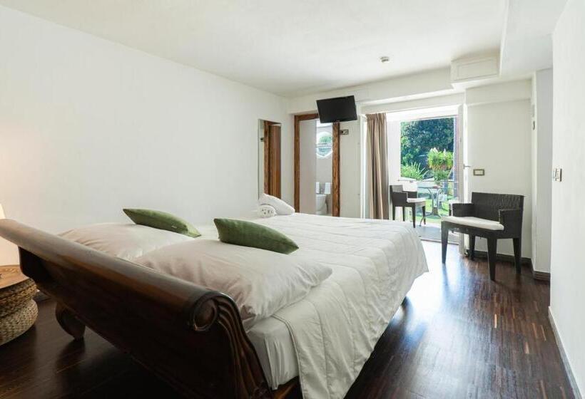 غرفة كلاسيكية رباعية, Marina 10 Design Hotel & Spa