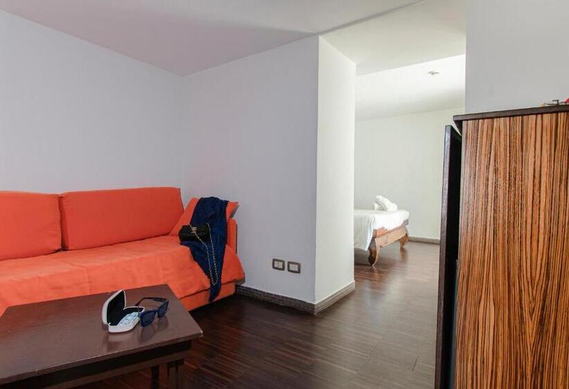 غرفة كلاسيكية رباعية, Marina 10 Design Hotel & Spa