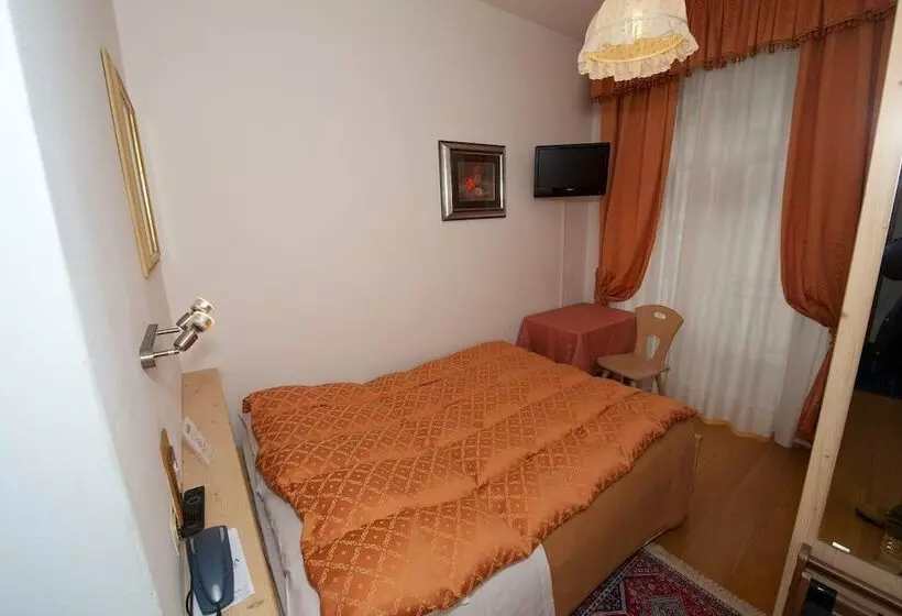 اتاق سوپریور یک تخته, Montana