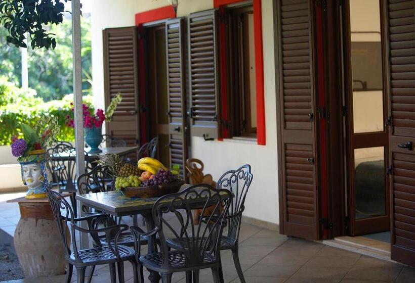 스탠다드 트리플 룸, Oriente