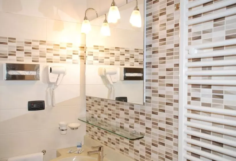 コンフォートルーム, Park Hotel Marinetta Beach & Spa