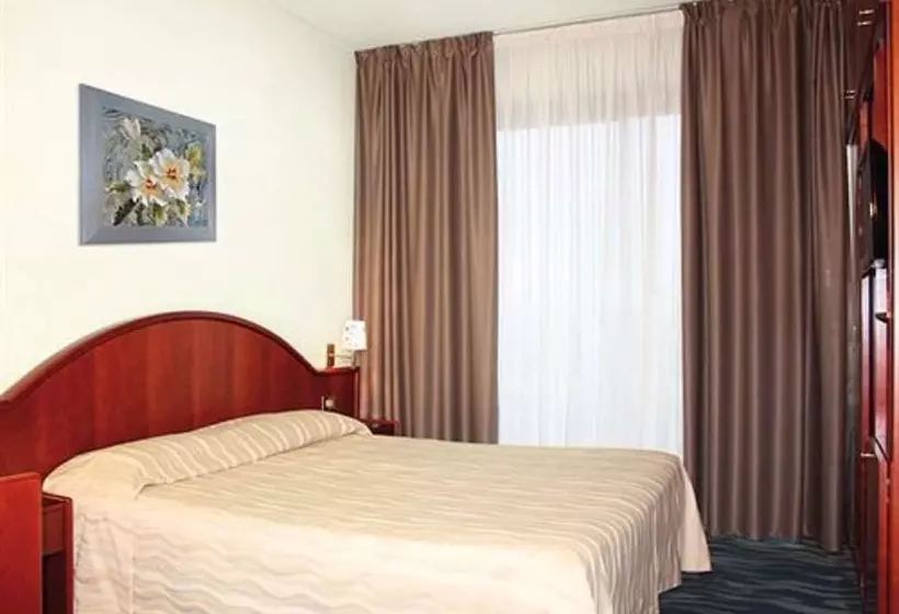 Classic Quadruple Occupancy Room