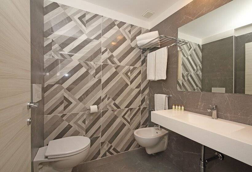 Трехместный Номер Комфорт, Residence Holiday