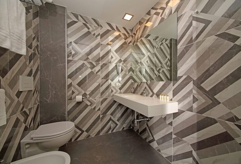 Семейный Номер, Residence Holiday