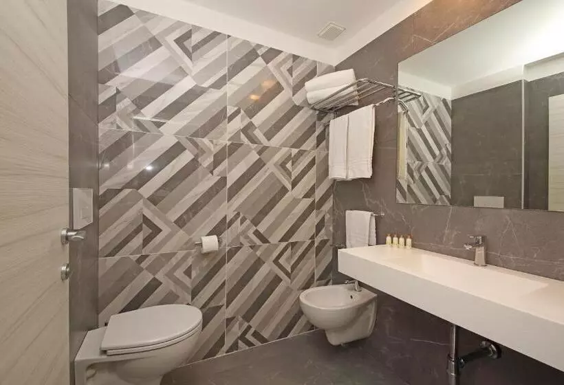 اتاق راحتی سه تخته, Residence Holiday