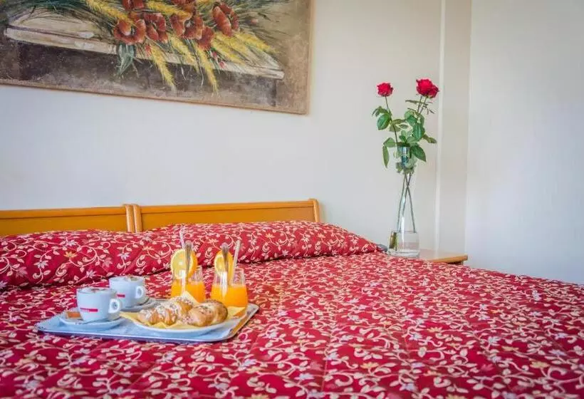 اتاق استاندارد یک نفره, Residence Holiday