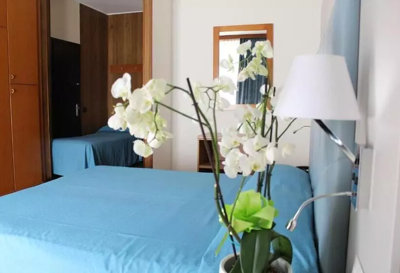 اتاق استاندارد یک نفره, Residence Holiday