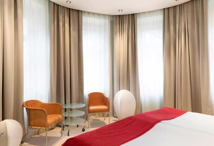 סוויטה עם ג'קוזי, Profilhotels Riddargatan