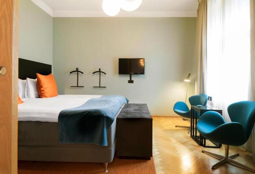 סוויטה עם ג'קוזי, Profilhotels Riddargatan