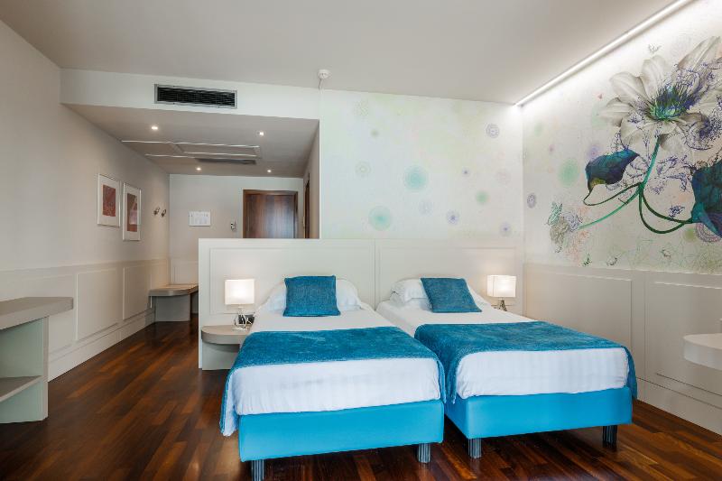 סוויטת ג'וניור נוף לאגם, Salo Du Parc