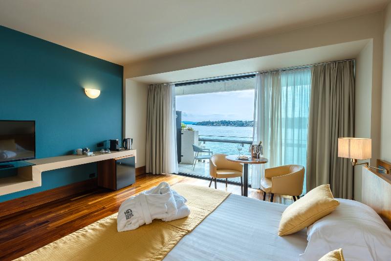 חדר דלוקס נוף לאגם, Salo Du Parc