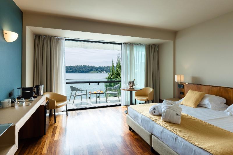 חדר דלוקס נוף לאגם, Salo Du Parc