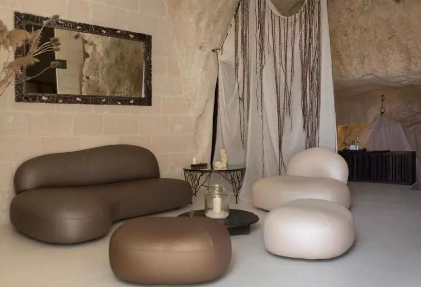 سوییت, Sant Angelo, Matera