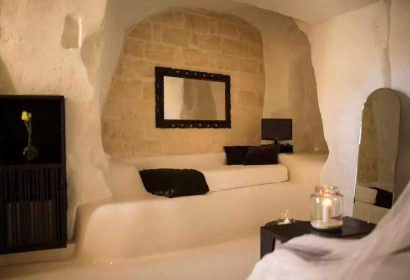 سوییت جونیور, Sant Angelo, Matera