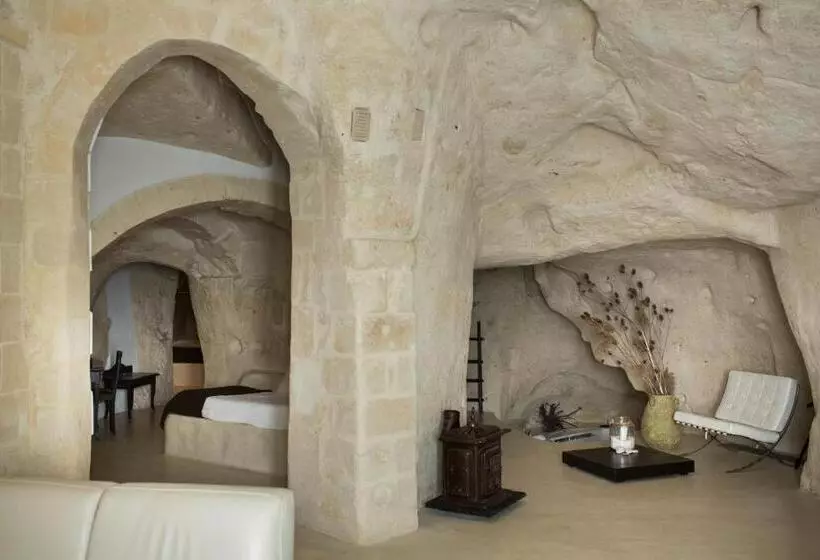سوییت سوپریور, Sant Angelo, Matera