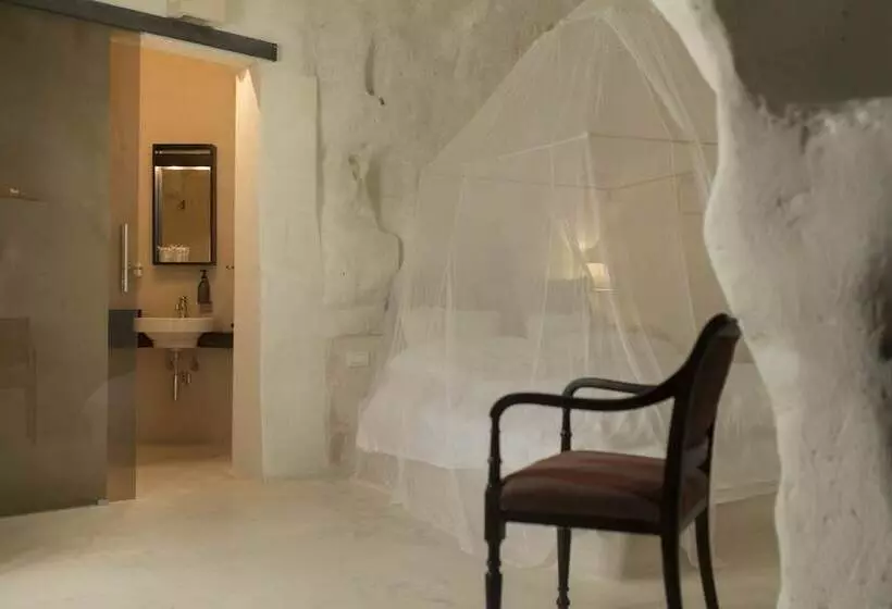 اتاق لوکس, Sant Angelo, Matera