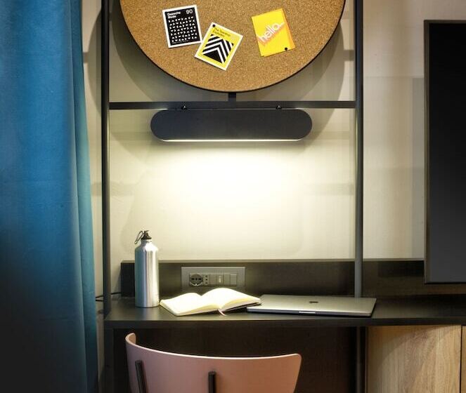 غرفة قياسية, Stay