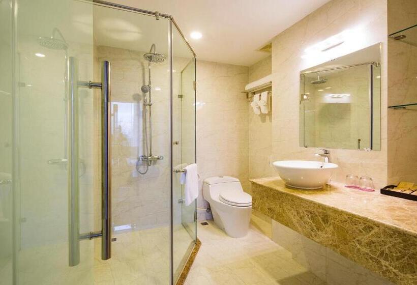 اتاق لوکس با چشم‌انداز شهر, Ttc Hotel   Can Tho